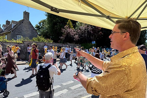 Everyone did really well to show up for the Witney Carnival on such a hot day
